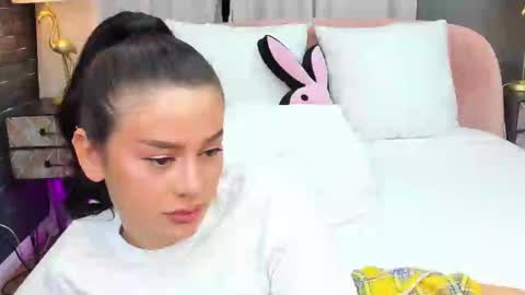 Snapshot of amedeeabanks chatting on 02-19-25, 12:25 AMY online show from 02-19-25, 12:25