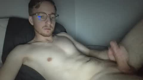 Snapshot of amekatt chatting on 12-29-24, 05:33 Amekatt online show from 12-29-24, 05:33