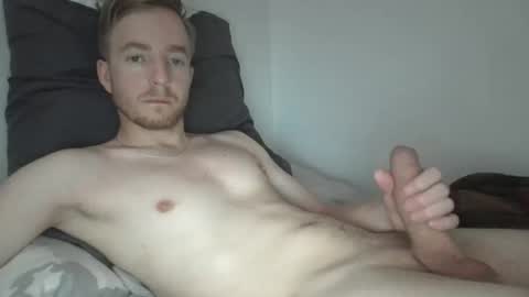 Snapshot of amekatt chatting on 12-31-24, 06:37 Amekatt online show from 12-31-24, 06:37