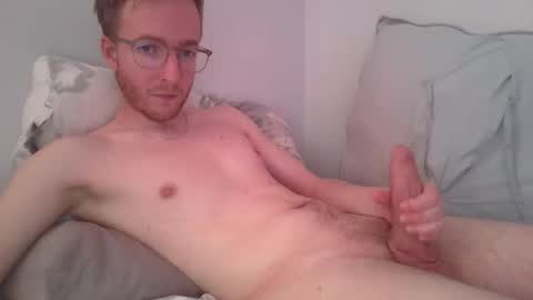 Snapshot of amekatt chatting on 12-14-25, 03:06 Amekatt online show from 12-14-25, 03:06