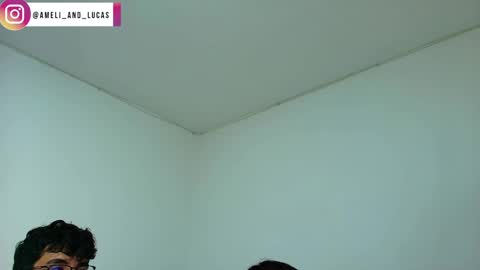 Snapshot of ameli_and_lucas chatting on 12-19-24, 03:18 Amelia Lucas online show from 12-19-24, 03:18