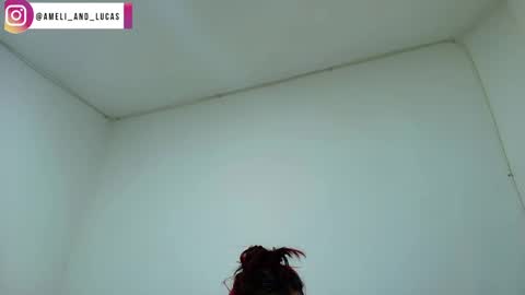Snapshot of ameli_and_lucas chatting on 12-21-24, 03:47 Amelia Lucas online show from 12-21-24, 03:47