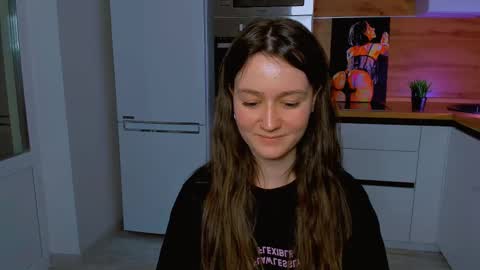 Snapshot of ameli_moon chatting on 02-27-25, 03:26 Eileen online show from 02-27-25, 03:26