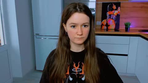 Snapshot of ameli_moon chatting on 03-05-25, 12:44 Eileen online show from 03-05-25, 12:44