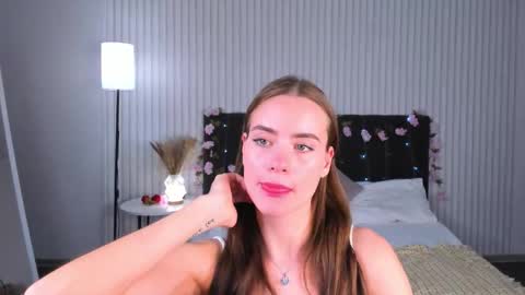 Snapshot of ameli_povilainn chatting on 09-30-25, 10:20 Ameli online show from 09-30-25, 10:20