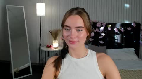 Snapshot of ameli_povilainn chatting on 10-05-25, 10:35 Ameli online show from 10-05-25, 10:35