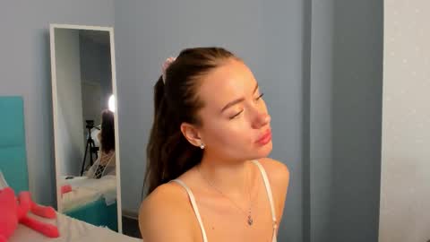 Snapshot of ameli_povilainn chatting on 10-25-25, 11:07 Ameli online show from 10-25-25, 11:07