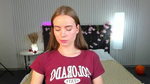 Snapshot of ameli_povilainn chatting on 11-05-25, 10:26 Ameli online show from 11-05-25, 10:26