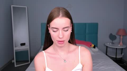 Snapshot of ameli_povilainn chatting on 11-10-25, 11:31 Ameli online show from 11-10-25, 11:31