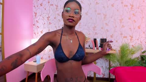 Snapshot of amelia_adms chatting on 03-10-25, 10:13 Amelia Adams online show from 03-10-25, 10:13