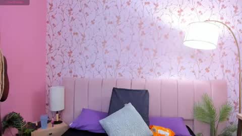 Snapshot of amelia_adms chatting on 10-04-25, 03:54 Amelia Adams online show from 10-04-25, 03:54