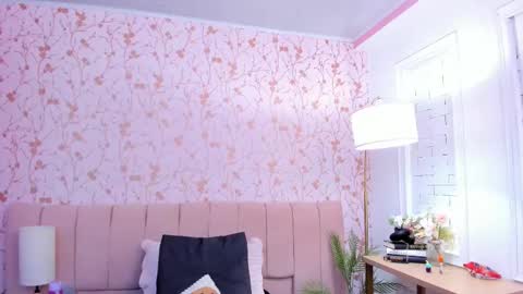 Snapshot of amelia_adms chatting on 11-21-25, 07:12 Amelia Adams online show from 11-21-25, 07:12