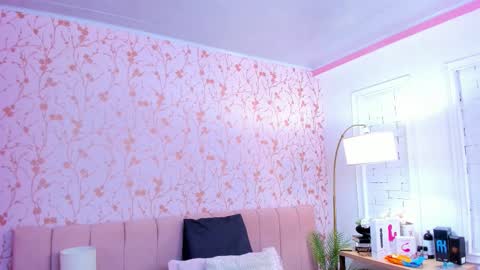 Snapshot of amelia_adms chatting on 11-24-25, 07:02 Amelia Adams online show from 11-24-25, 07:02