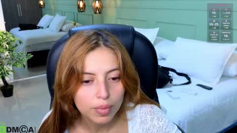 AMELIA online show from 09-12-25, 07:03