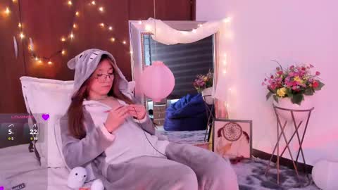 Snapshot of amelia_collinss chatting on 02-28-25, 03:37 online show from 02-28-25, 03:37