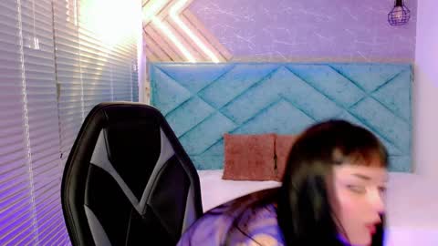 amelia_fry online show from 03-01-25, 10:24