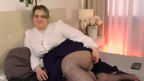 Snapshot of amelia_skyees chatting on 05-22-26, 06:42 Amelia online show from 05-22-26, 06:42