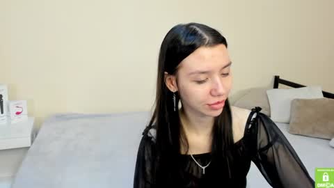 Snapshot of amelia_skyy chatting on 05-21-26, 01:34 Anna online show from 05-21-26, 01:34