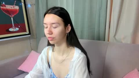 Snapshot of amelia_skyy chatting on 06-04-26, 01:22 Anna online show from 06-04-26, 01:22