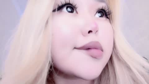 Snapshot of amelia_sunlight chatting on 01-16-25, 03:23 Amelia online show from 01-16-25, 03:23