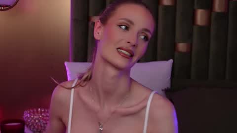 Amelia online show from 03-04-26, 08:26