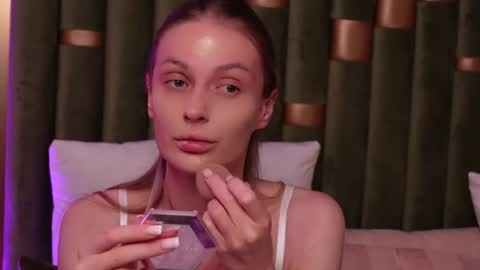 Snapshot of ameliaangell chatting on 05-27-26, 07:33 Amelia online show from 05-27-26, 07:33