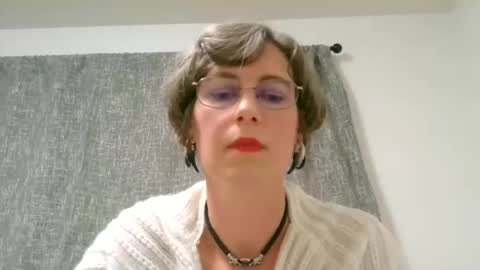 Ameliaishka online show from 10-19-25, 04:35