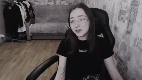 Snapshot of ameliakamishiro chatting on 01-16-25, 11:58 Amelia online show from 01-16-25, 11:58