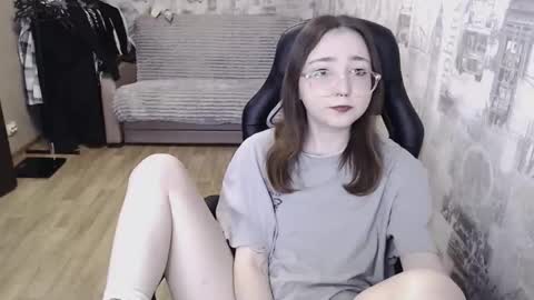 Snapshot of ameliakamishiro chatting on 02-06-25, 12:59 Amelia online show from 02-06-25, 12:59