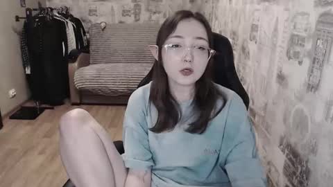 Snapshot of ameliakamishiro chatting on 03-02-25, 08:18 Amelia online show from 03-02-25, 08:18