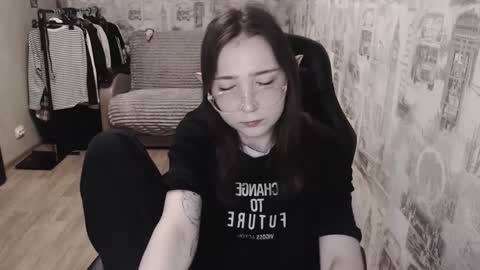 Snapshot of ameliakamishiro chatting on 03-07-25, 07:05 Amelia online show from 03-07-25, 07:05