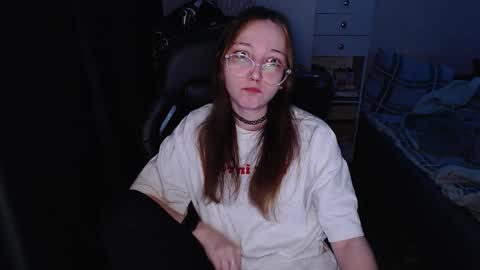 Amelia online show from 11-28-25, 04:15