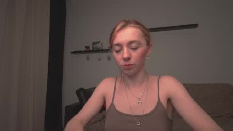 Amelia   online show from 02-24-25, 04:15