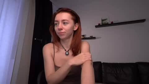 Amelia   online show from 10-18-25, 08:04