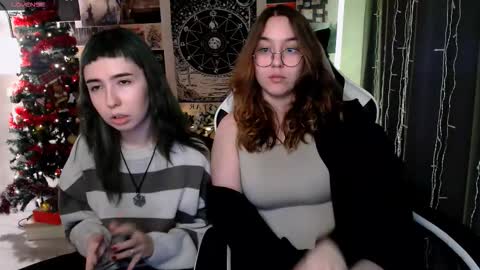 Amelia online show from 01-18-26, 12:42