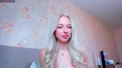 Amelia PVT model online show from 10-25-25, 07:27