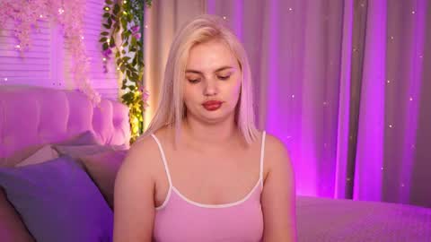 Amelia  online show from 05-15-26, 04:41