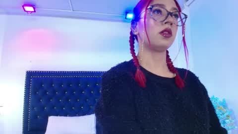 Snapshot of amelie_adamsx chatting on 04-16-26, 11:11 Amelie online show from 04-16-26, 11:11