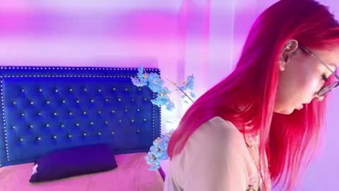 Snapshot of amelie_adamsx chatting on 04-23-26, 10:58 Amelie online show from 04-23-26, 10:58