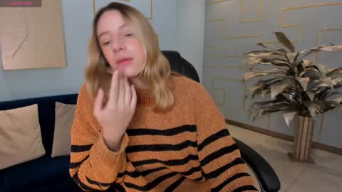 Snapshot of ameliegraham chatting on 12-27-24, 11:06 Amelie Graham online show from 12-27-24, 11:06