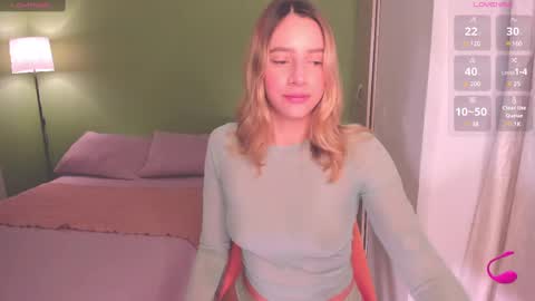 Snapshot of ameliegraham chatting on 02-12-25, 11:07 Amelie Graham online show from 02-12-25, 11:07