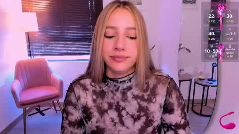 Snapshot of ameliegraham chatting on 09-29-25, 08:24 Amelie Graham online show from 09-29-25, 08:24