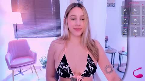 Amelie Graham online show from 11-26-25, 03:02