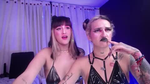 AMELIEROUS .. see you tomorrow  kisses online show from 02-12-26, 05:24