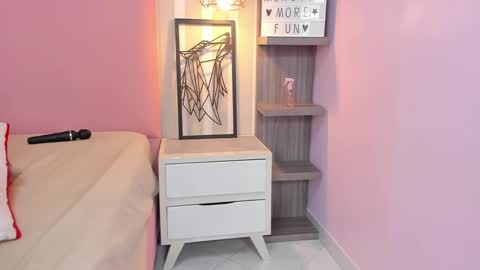 Victoria online show from 12-23-24, 10:44