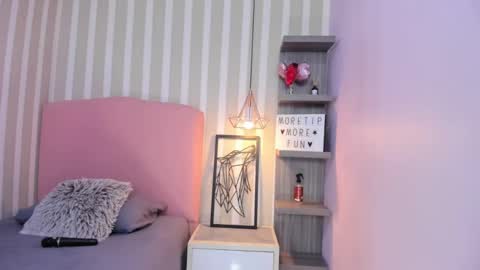 Victoria online show from 09-12-25, 07:25