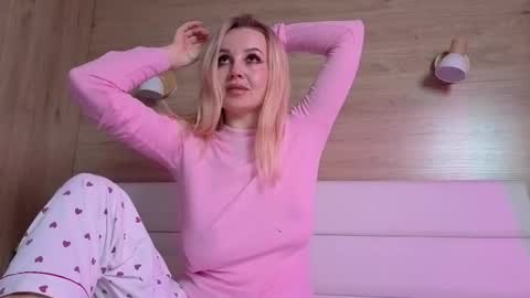 Amelija Rouz online show from 12-03-25, 07:12