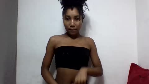 amelisy20005 online show from 04-07-26, 04:51