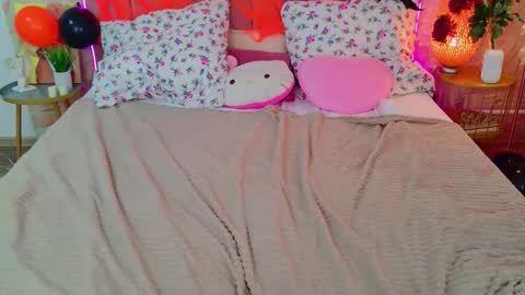 ameliwhitey online show from 10-25-25, 01:18