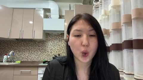 Ameliya online show from 04-15-26, 09:04